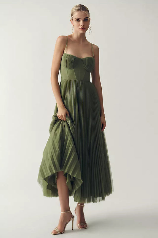 VARELLE™ | Sculpted Silhouette Dress